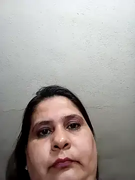 Ayma1983 online show from February 28, 10:20 pm