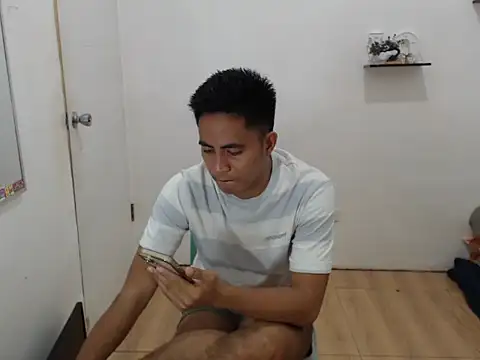 Lloyd wintours online show from November 20, 3:02 pm