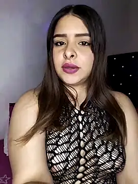 Nahomy cm online show from November 1, 10:14 pm