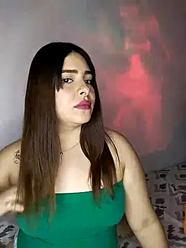 Snapshot of Nahomy_cm chatting on October 20, 9:51 pm Nahomy cm online show from October 20, 9:51 pm