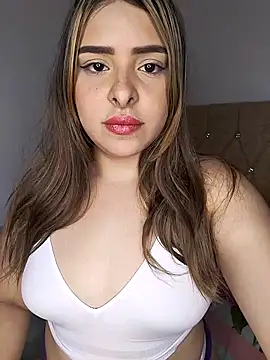 Nahomy cm online show from February 12, 10:44 pm