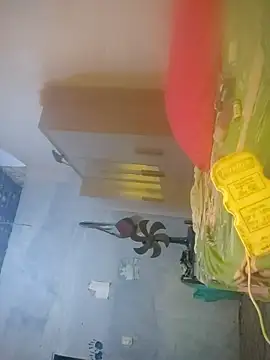 lyjhu online show from April 25, 4:59 pm