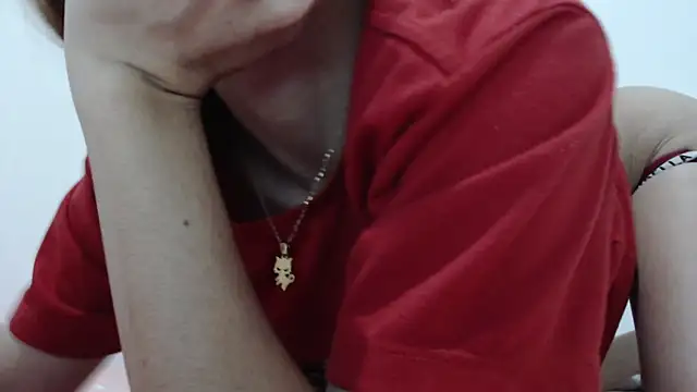 Dolly Peach  online show from December 20, 12:47 am