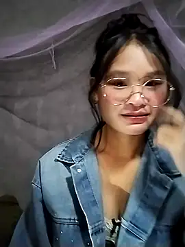 saronla 03 online show from December 3, 6:43 pm