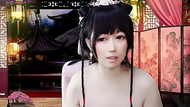 LuckyCute-Tutu online show from March 7, 2:13 pm