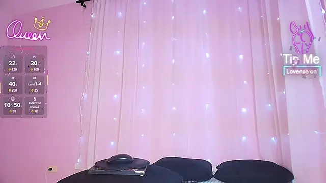 SunnyGilmoree online show from January 14, 8:03 pm