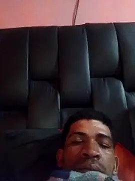 shessAz online show from February 5, 6:11 pm