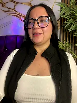 sara roy04  online show from October 4, 4:18 am