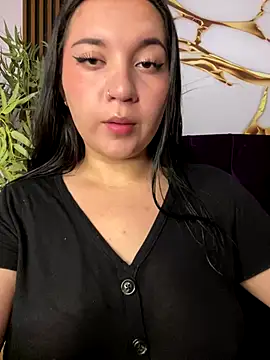 sara roy04  online show from September 18, 4:11 am