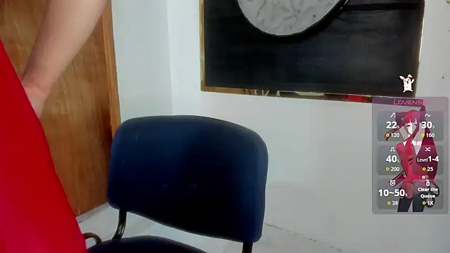 Snapshot of Roxannelorence_ chatting on September 15, 2:47 pm Roxannelorence  online show from September 15, 2:47 pm