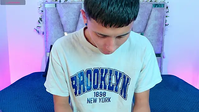 lana and liam  online show from April 4, 10:25 am