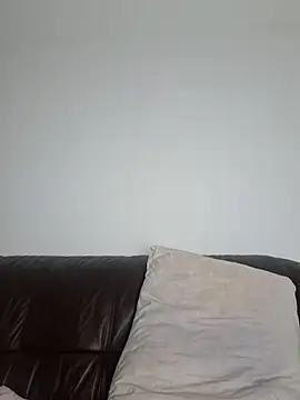 D4ddyslut online show from March 1, 5:45 pm