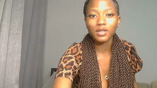 Ballenciaa online show from March 6, 6:47 pm