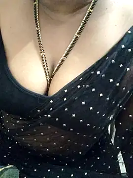 Snapshot of Tamil-rami chatting on October 14, 5:32 am Tamil-rami online show from October 14, 5:32 am