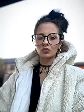 bigJuicyPussy online show from October 29, 2:09 pm