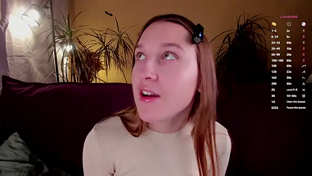 NanaMertins online show from October 31, 1:07 am