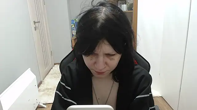 TinaQuiin online show from December 20, 9:02 am