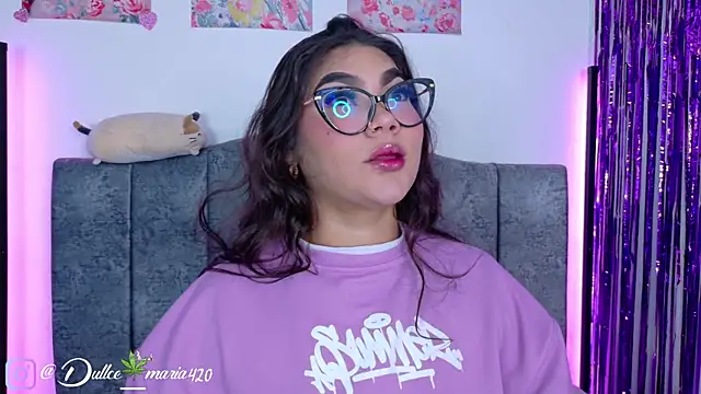 Vale Walker online show from December 21, 6:39 am