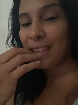 Snapshot of PAULLETHE_Phanters chatting on September 17, 6:50 pm PAULLETHE Phanters online show from September 17, 6:50 pm