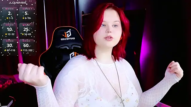 fillisfox  online show from November 10, 11:05 am