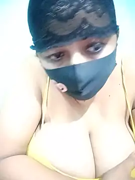jenyfer709 online show from July 19, 11:51 pm
