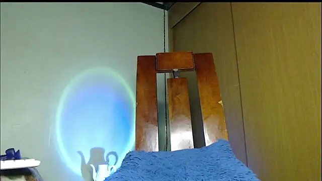 Galgadot3 online show from December 17, 3:33 am