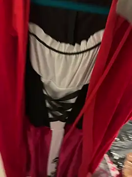 Snapshot of Lacey-BBW chatting on October 27, 6:24 pm Lacey-BBW online show from October 27, 6:24 pm