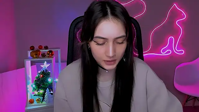 olivianorton online show from January 7, 12:19 pm