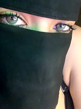 Dahab  online show from November 25, 11:01 am