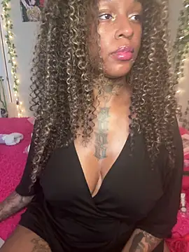 MistiSavannah online show from February 8, 3:27 pm