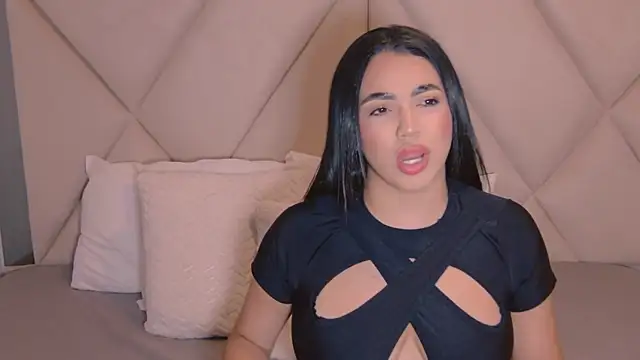 CharlotteeBrownn online show from July 25, 7:04 am
