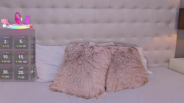 CharlotteeBrownn online show from September 26, 2:36 pm