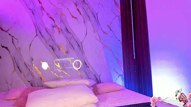 Emmiicute online show from January 15, 8:37 pm