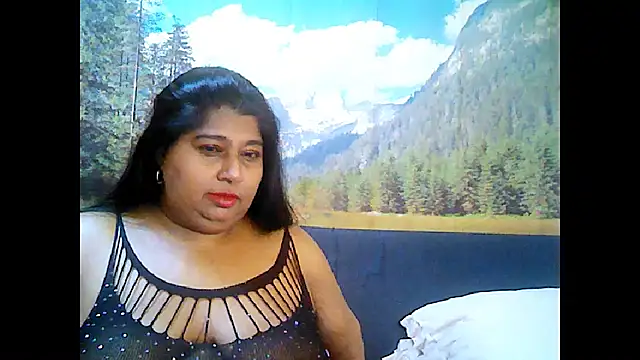 indianhoney694u online show from October 7, 5:56 am