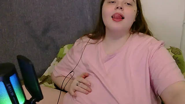 brattyprincessemma online show from November 8, 7:08 pm