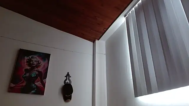 Crystal Star  online show from April 16, 2:28 pm