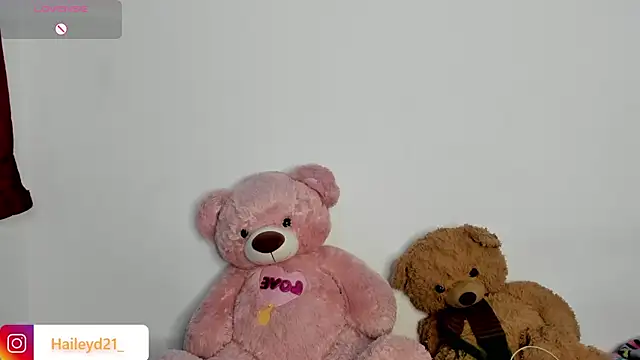 HaileyDuke online show from February 8, 1:09 am