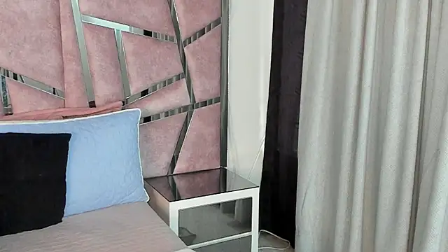 HaileyDuke online show from October 24, 12:23 pm