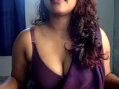 Snapshot of Hot-Honey20 chatting on October 20, 7:44 am Hot-Honey20 online show from October 20, 7:44 am