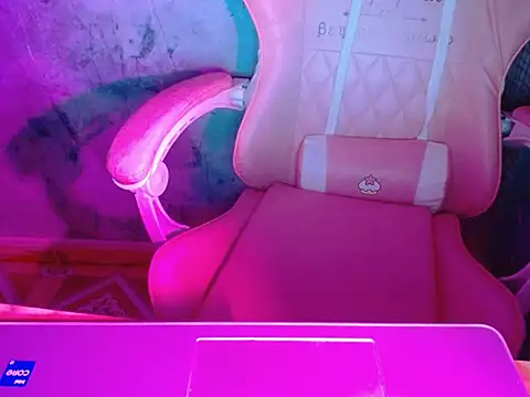 ahoa Tk online show from October 29, 8:55 pm