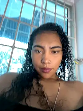 Snapshot of SophieD chatting on October 20, 1:14 pm SophieD online show from October 20, 1:14 pm