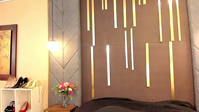 OliviGrace online show from February 6, 10:24 pm