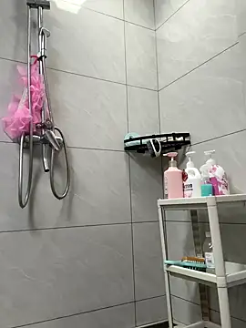 Snapshot of coco-o chatting on October 9, 8:51 am coco-o online show from October 9, 8:51 am