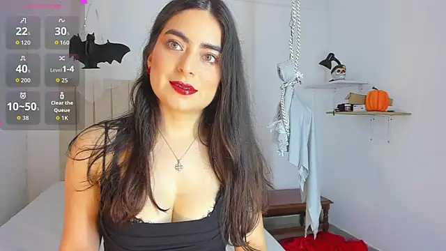 sashaa petit online show from October 21, 11:47 am