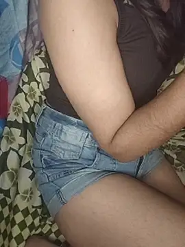 Laila Pahadi online show from November 21, 9:39 pm