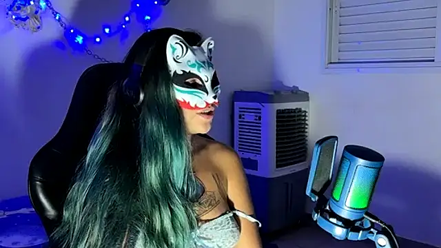 bluesubmissive online show from April 8, 4:47 am