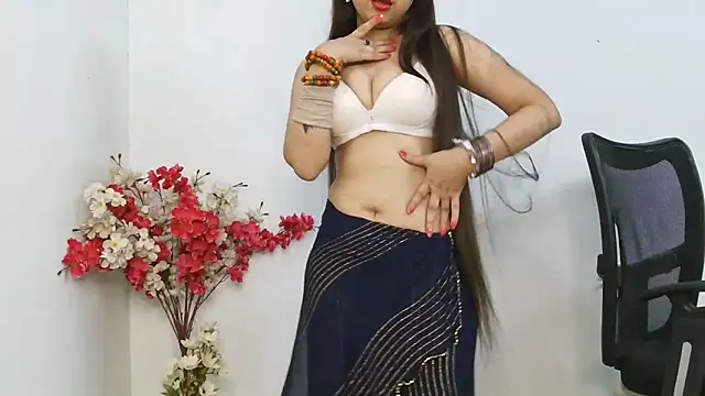 ruby100 online show from December 4, 3:03 pm