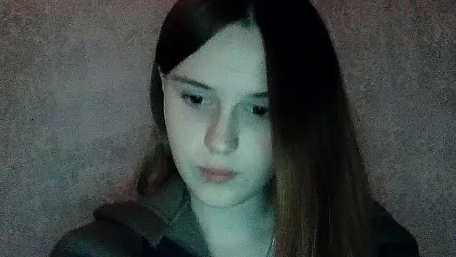 Snapshot of SweetLoraa chatting on October 22, 2:38 am SweetLoraa online show from October 22, 2:38 am