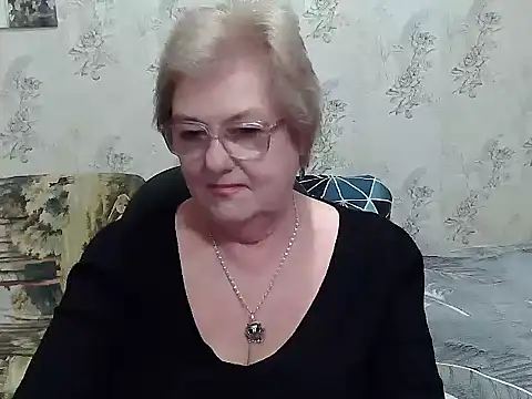 Renata62011 online show from November 29, 1:15 pm