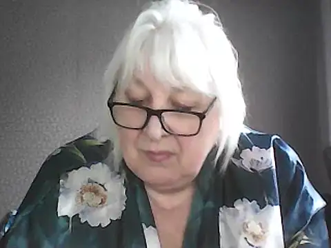 Alexia64231 online show from February 18, 10:47 am